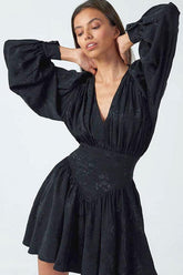 Swingy Floral Jacquard Fit & Flare Langarm-Minikleid - Schwarz